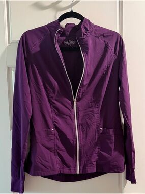 Women's Purple Zip-Front Scrub Jacket